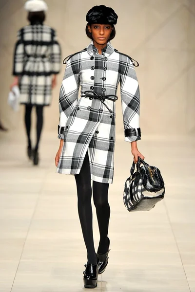 Look 54